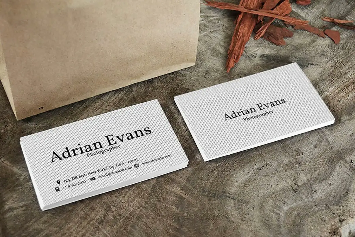 Polka Free Handmade Business Card PSD